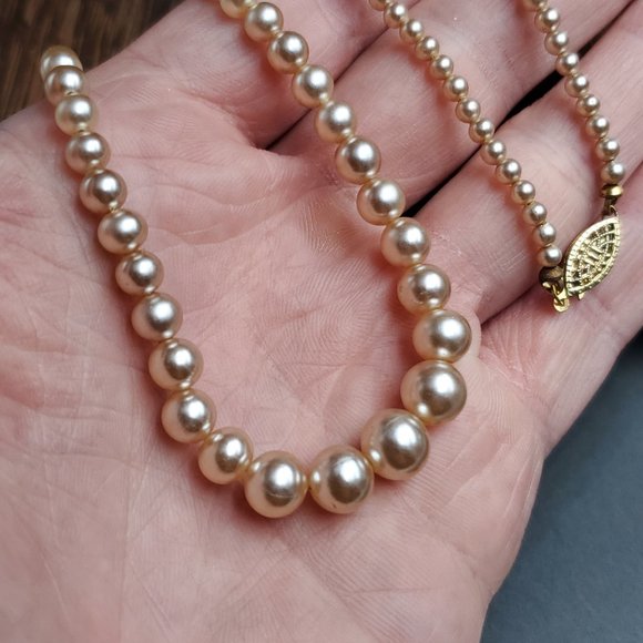 18 Inch Sterling Silver Tiered Pattern Faux Pearl Necklace - Picture 3 of 6